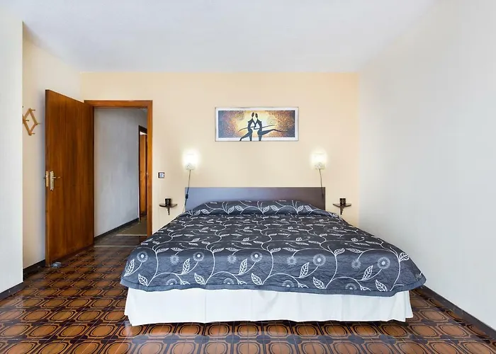 Stunning Views At Tenerife 塔科龙特